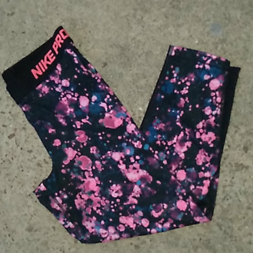Nike Dri Fit Capri leggings